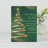 Grün funkelnde Weihnachtsbaumhochzeit Einladung (Stehend Vorderseite)