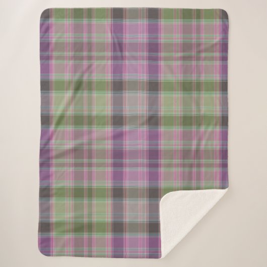 Grün, lila klassischer Tartan. Sherpadecke (Vorderseite)