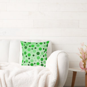 grün mit den Polka-Punkten von Envy, Kissen