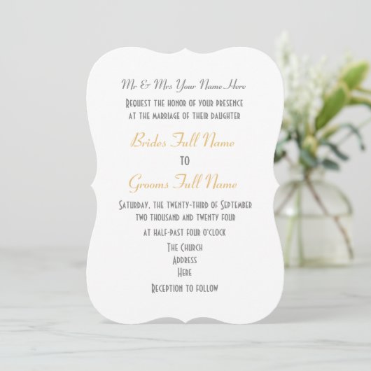 Grün mit Goldklee-Hochzeit Einladung (Stehend Vorderseite)