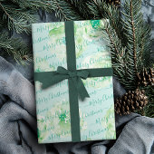Grün Personalisiert frohe Weihnachts-Script floral Geschenkpapier