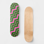 Grün Pink Chevron Zickzack-Design  Skateboard (Vorderseite)