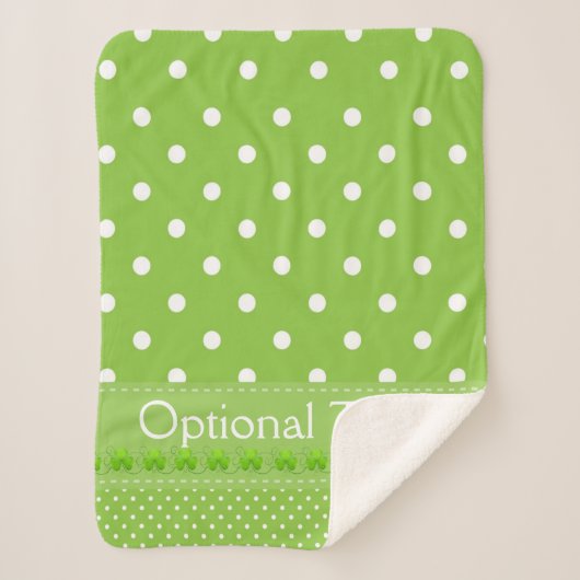 Grün, Punkte und Kleeblätter Sherpadecke (Vorderseite)