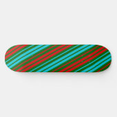 Grün Rot Blau Streifen Muster Skateboard (Horizontal)