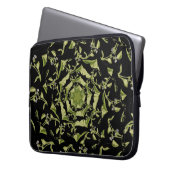Grün-Schwarz-Natur-Hypnose-Fraktal Laptopschutzhülle (Vorderseite Links)