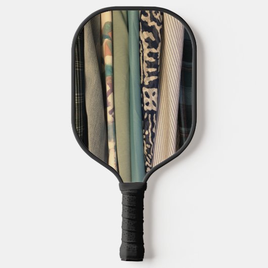 Grün, Tan druckt eines der typischen Paddelpaddel Pickleball Schläger (Rückseite)