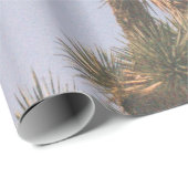 GRÜN UND BROWN BAUM UNTER BLAUEM HIMMEL GESCHENKPAPIER (Rolleneckpunkt)