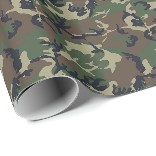 Grün und Brown-Tarnung Geschenkpapier (Rolleneckpunkt)