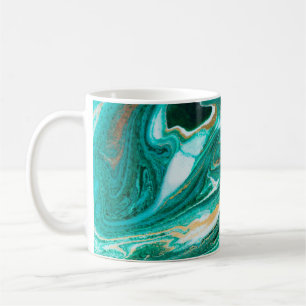 Grün und goldfarben, ein gewagter Hintergrund. Gol Kaffeetasse