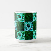 Grün und Himmelblau Schach oder Zyan mit Rechteck Kaffeetasse (Mittel)