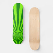 Grün und Limone Funky gestreifte abstrakte Kunst Skateboard (Vorderseite)