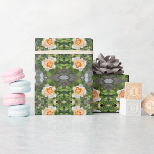 Grün und Orange Rose Blume Muster Blumenmuster Geschenkpapier (Babyparty)