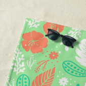 Grün- und Orangefarbenes tropisches Blattmuster Strandtuch (Beispiel)