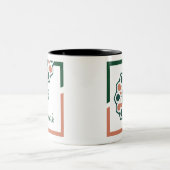Grün und Rosa Islamischer Umrah Mubarak auf Englis Zweifarbige Tasse (Mittel)