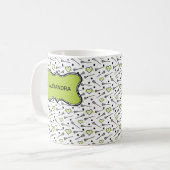 Grün- und Schwarz-Lacrosse-Sticks und Herz-Muster Kaffeetasse (Vorderseite Links)