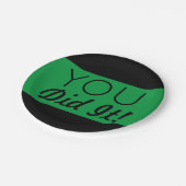 Grün und Schwarz Sie haben es getan Abschluss Pappteller (Schrägansicht)