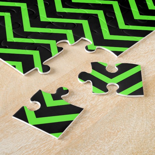 Grün und Schwarz Zickzack Puzzle (Seite)