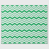 Grün-weißes Chevron-Zickzack-Musterdesign Geschenkpapier (Flach)