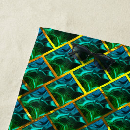 Grün wie Smaragd unter einem goldenen Gitter? Strandtuch