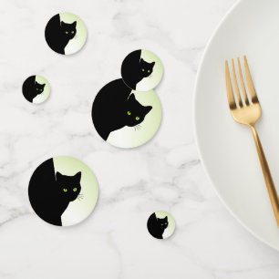 Grünaugige schwarze Katze Konfetti