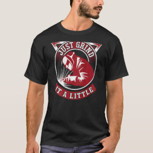 Grundieren Sie es einfach mit einem kleinen Rückdr T-Shirt