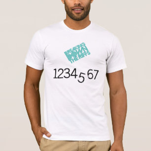 Grundlegender amerikanischer KleiderT - Shirt
