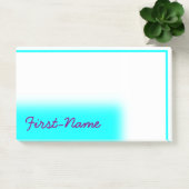 Grundlegender, einfacher, Cyan-Hintergrund mit Lil Post-it Klebezettel (Büro)