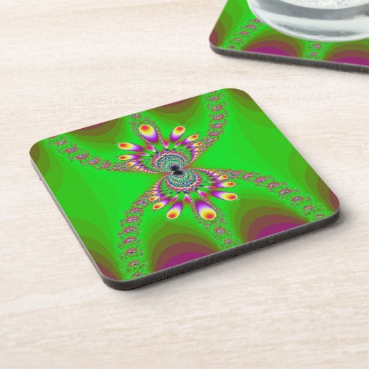 Grüne Abstrakte Spinne auf Lila Untersetzer (Linke Seite)