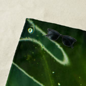 Grüne Algen und Wasser btcnm Strandtuch (Beispiel)