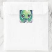 Grüne Alien mit Hörnern Quadratischer Aufkleber (Tasche)