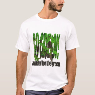 Grüne alte Bäume dicken Zweige grün und Sonne gehe T-Shirt