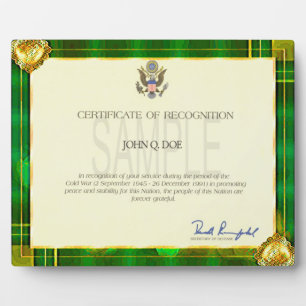 Grüne Antiquitätenrahmen mit Gold ergänzen Ihr Fot Fotoplatte