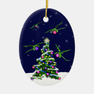 Grüne Baby-Drachen umkreisen einen Weihnachtsbaum Keramik Ornament