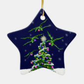 Grüne Baby-Drachen umkreisen einen Weihnachtsbaum Keramik Ornament (Hinten)