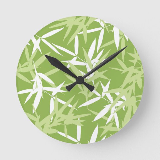 Grüne Bambus-Blätter Einzigartiges Muster Runde Wanduhr (Vorderseite)