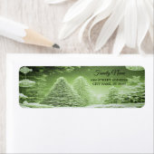 Grüne Bäume Weihnachtsbälle geben Adresse Etikett (Insitu)