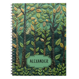 Grüne bestickte Naturwaldbäume im Freien Notizblock