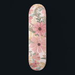 Grüne Blätter mit rosa Farbton Skateboard<br><div class="desc">Dieses elegante und feminine Muster ist perfekt für die stilvolle und trendige Frau. Die Blume und Blätter sind in handbemaltem Korallenrosa, mittelrosa, kastanienbraun, goldgelb, waldgrün und auf einem rosafarbenen Hintergrund gehalten. Es ist ein Land, hübsch, niedlich, einzigartig, künstlerisch und modern, die perfekte Ergänzung zu Ihrem persönlichen Stil. Stilisieren Sie mit...</div>