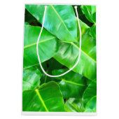 Grüne Blätter Palmblättriger Dschungel Mittlere Geschenktüte (Rückseite)