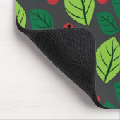 Grüne Blätter, rote Berries, Muster von Blätter Mousepad (Ecke)
