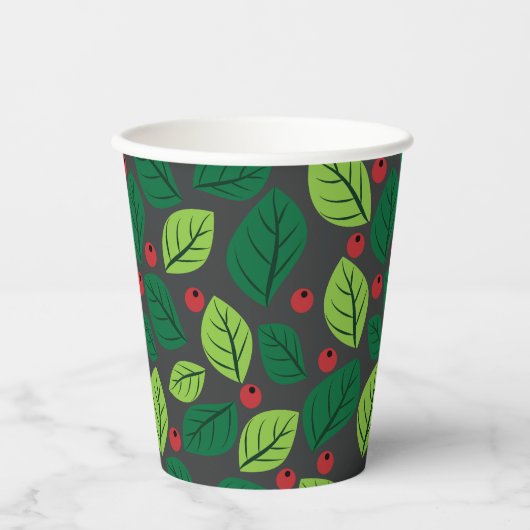 Grüne Blätter, rote Berries, Muster von Blätter Pappbecher (Vorderseite)