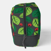 Grüne Blätter, rote Berries, Muster von Blätter Waschbeutel (Rechts)