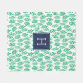 Grüne Blätter und blaue Monogramm Fleecedecke (Vorderseite (Horizontal))