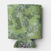 Grüne Blätterbäume mit blauem Himmel, die durch Ku Dosenkühler (Rückseite)