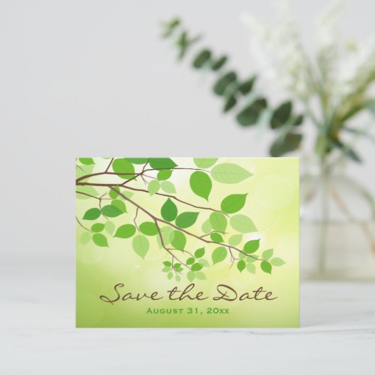 Grüne Blattzweige Save the Date Postkarte (Stehend Vorderseite)