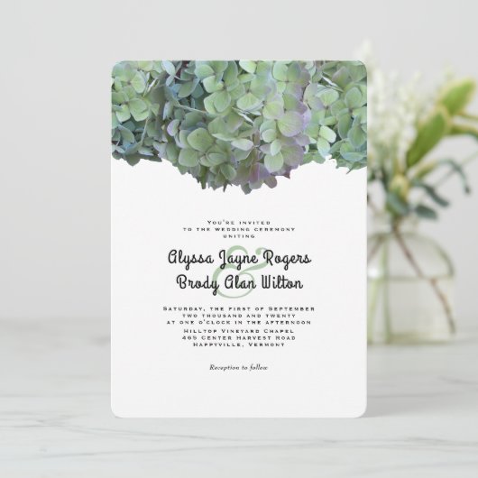 Grüne BlütenHydrangea Hochzeitseinladung Einladung (Stehend Vorderseite)