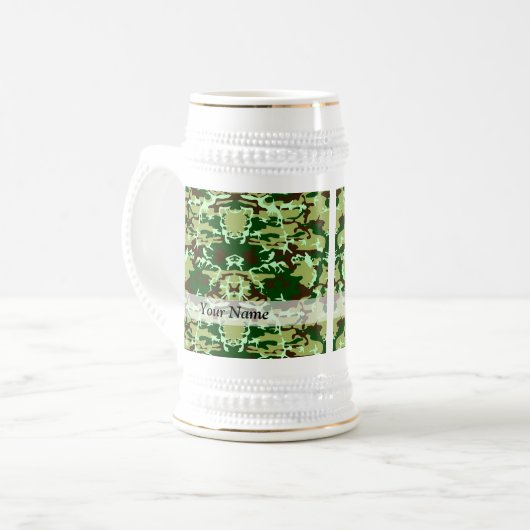 Grüne Camouflage Bierglas (Vorderseite Links)