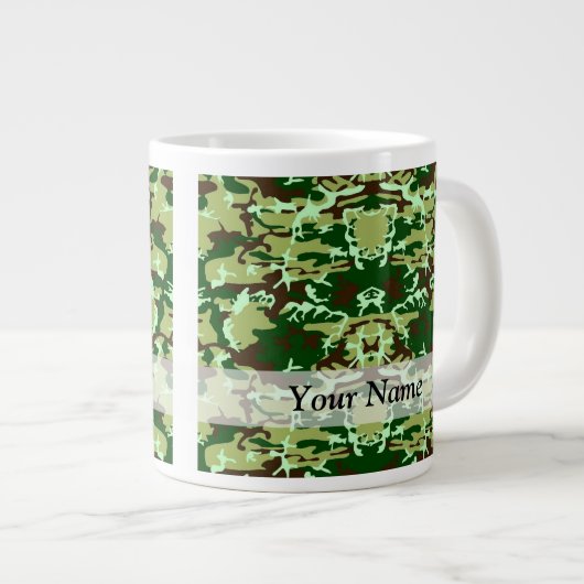 Grüne Camouflage Jumbo-Tasse (Vorderseite Rechts)