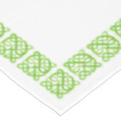GRÜNE CELTIC KNOT 60x84 Tabletten Tischdecke (Schrägansicht)