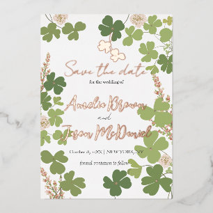 Grüne Clover Spring Wildblumen Hochzeit Rettete di Folieneinladung